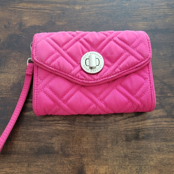 Vera Bradley Handbags - Vera bradley wristlet